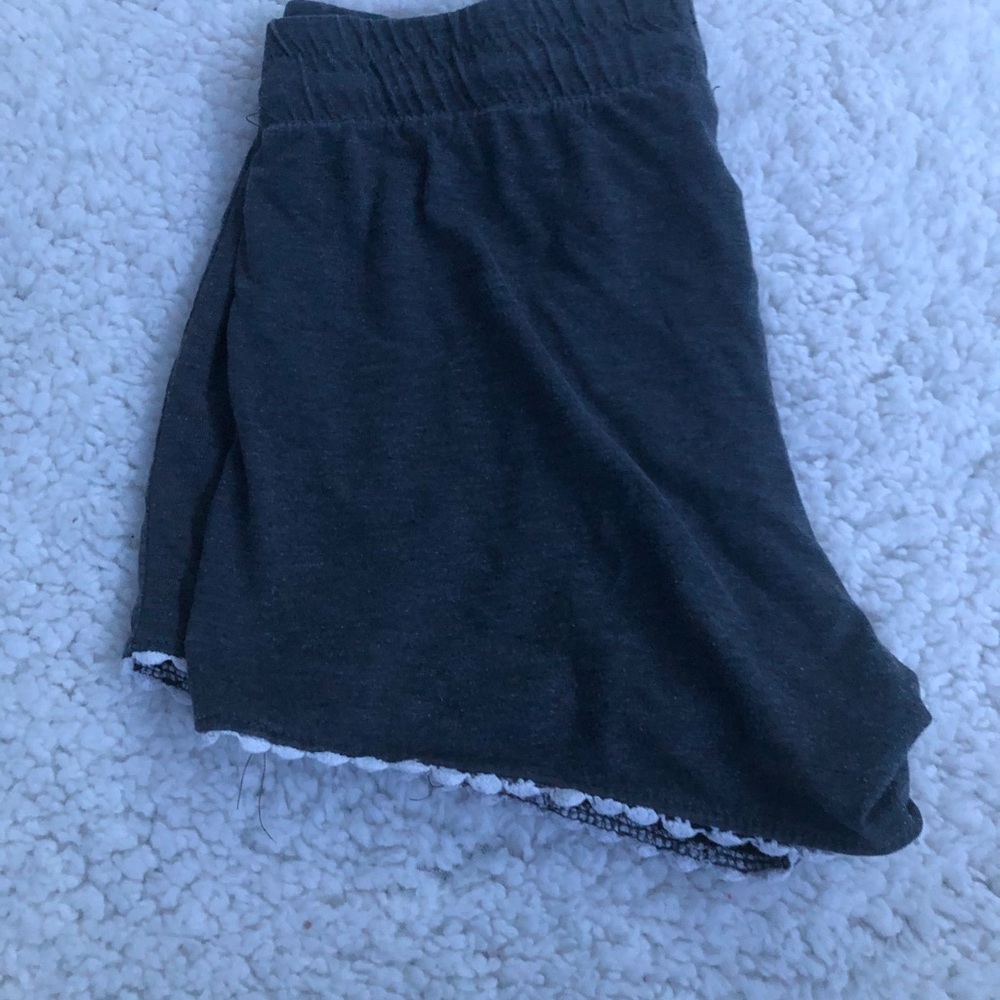 Shorts - Picture 4 of 4